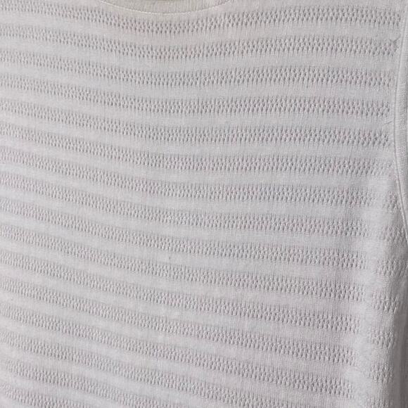 Cache Size Large White Knit Dress with Crocheted Sleeves - Picture 6 of 7